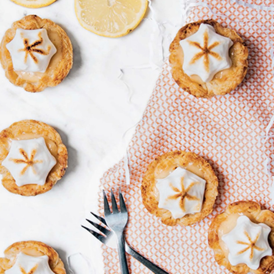 Vegan Lemon Meringue Pie Tarts