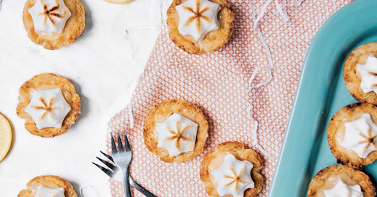 Vegan Lemon Meringue Petit Pie Tarts | VegNews