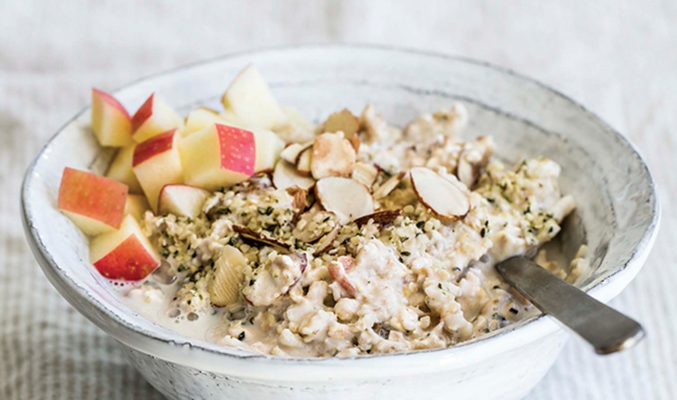 Two-Step Creamy Overnight Apple Ginger Muesli
