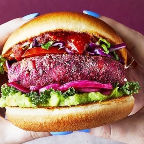 Popular Burger Chain Debuts Vegan Beetnik Burger