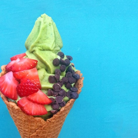 VegNews.Yogaurt