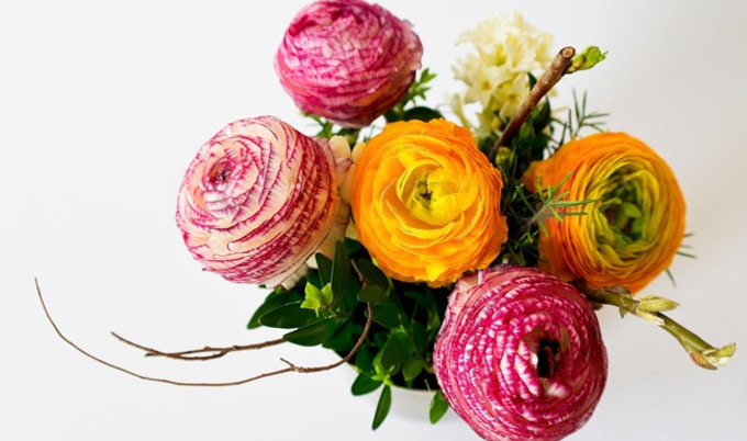 VegNews.FlowerBouquet