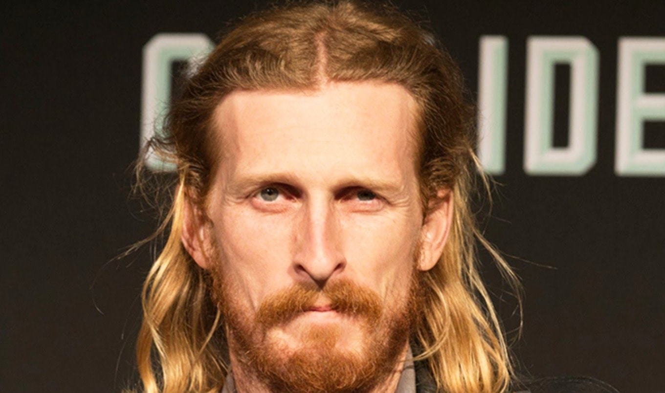 The Walking Dead Star Austin Amelio Goes Vegan Vegnews The Walking Dead Star Austin Amelio Goes Vegan Vegnews