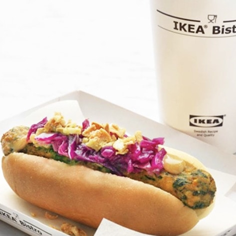 VegNewsIKEAVegHotDog