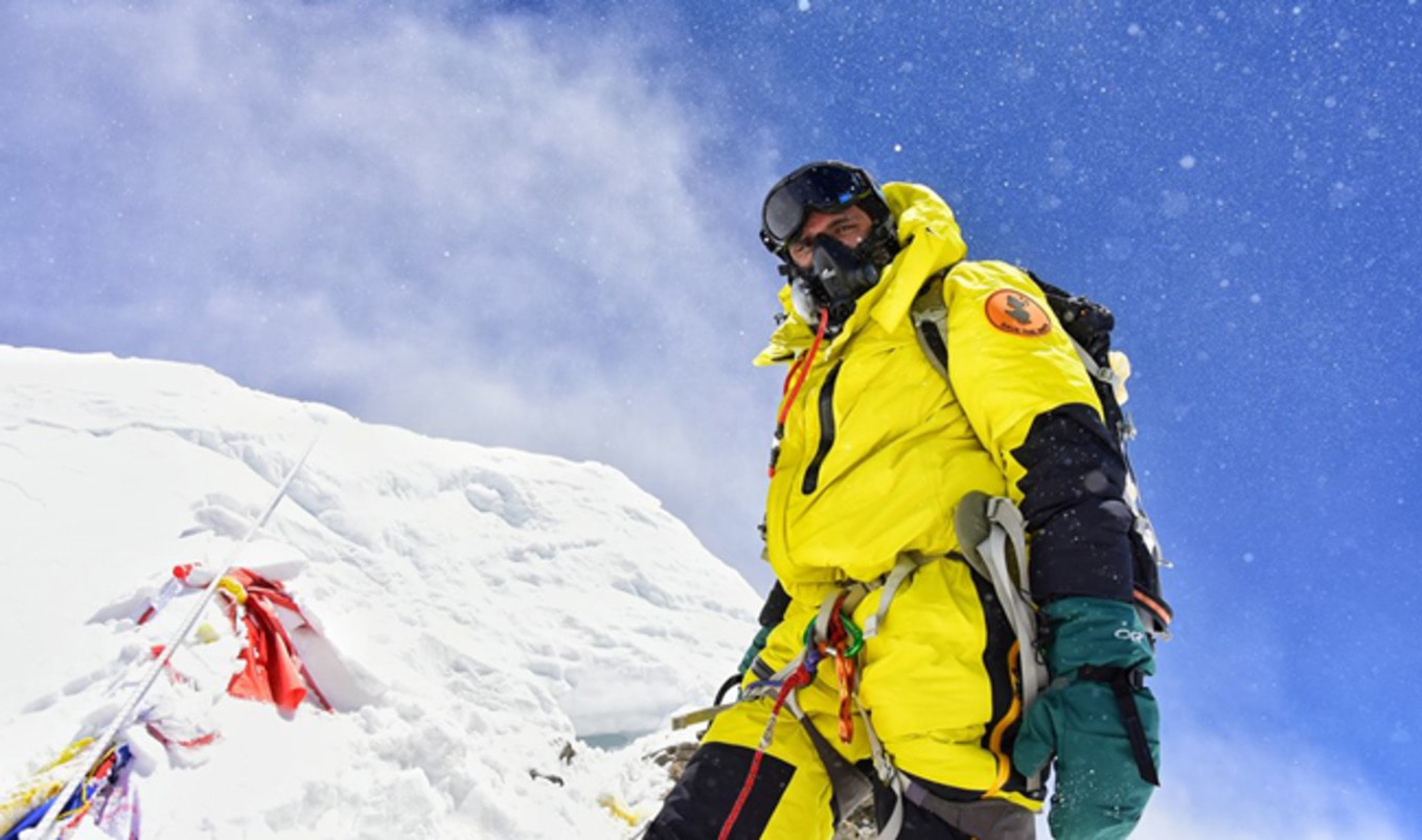 Climber Scales Fourth Largest Mountain with Vegan Gear