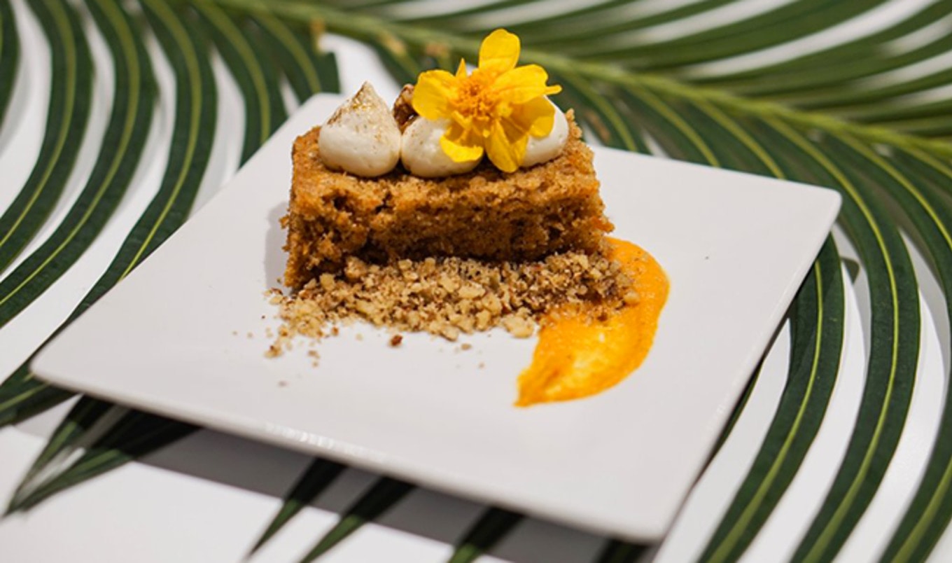 Orlando Baker Hosts Vegan Dessert-Only Dinner Parties