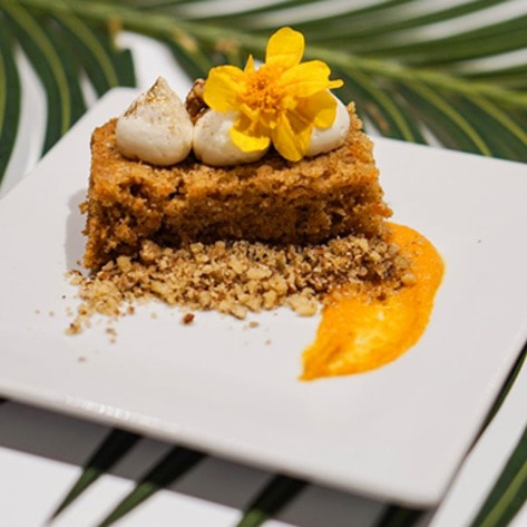 Orlando Baker Hosts Vegan Dessert-Only Dinner Parties