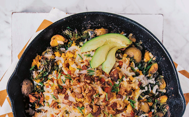 VegNews.UltimateBreakfastSkillet.Feature