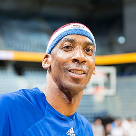Harlem Globetrotter's Oldest Slam Dunk Star Is Vegan
