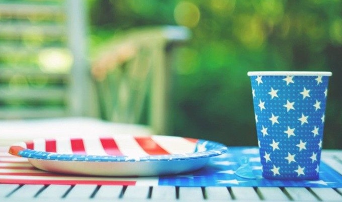 VegNews.FourthofJulyTable