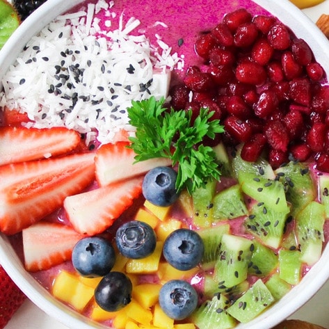 9 Summer-Ready Vegan Smoothies That Will Make You Instagram Famous