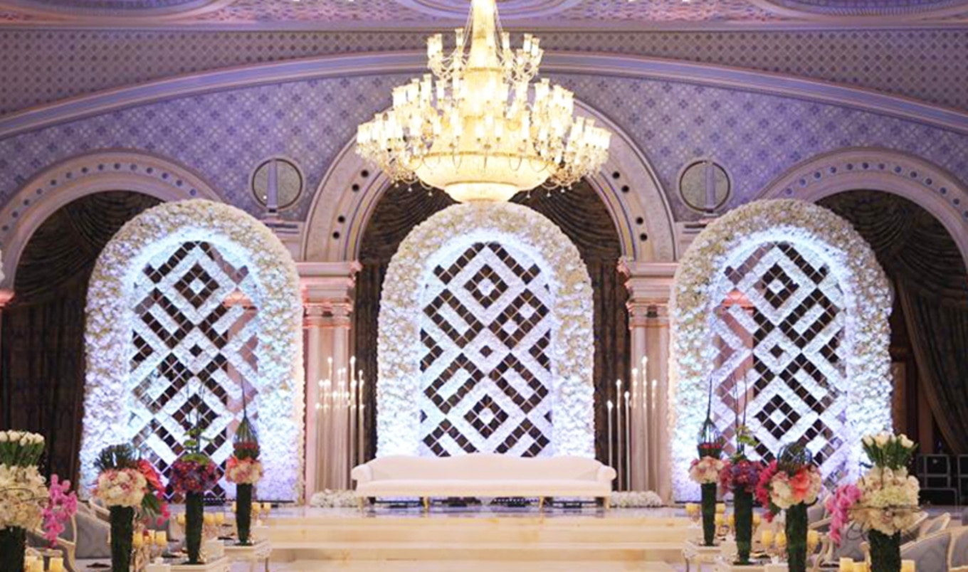 Ritz-Carlton in Saudi Arabia Hires Female Vegan Chef
