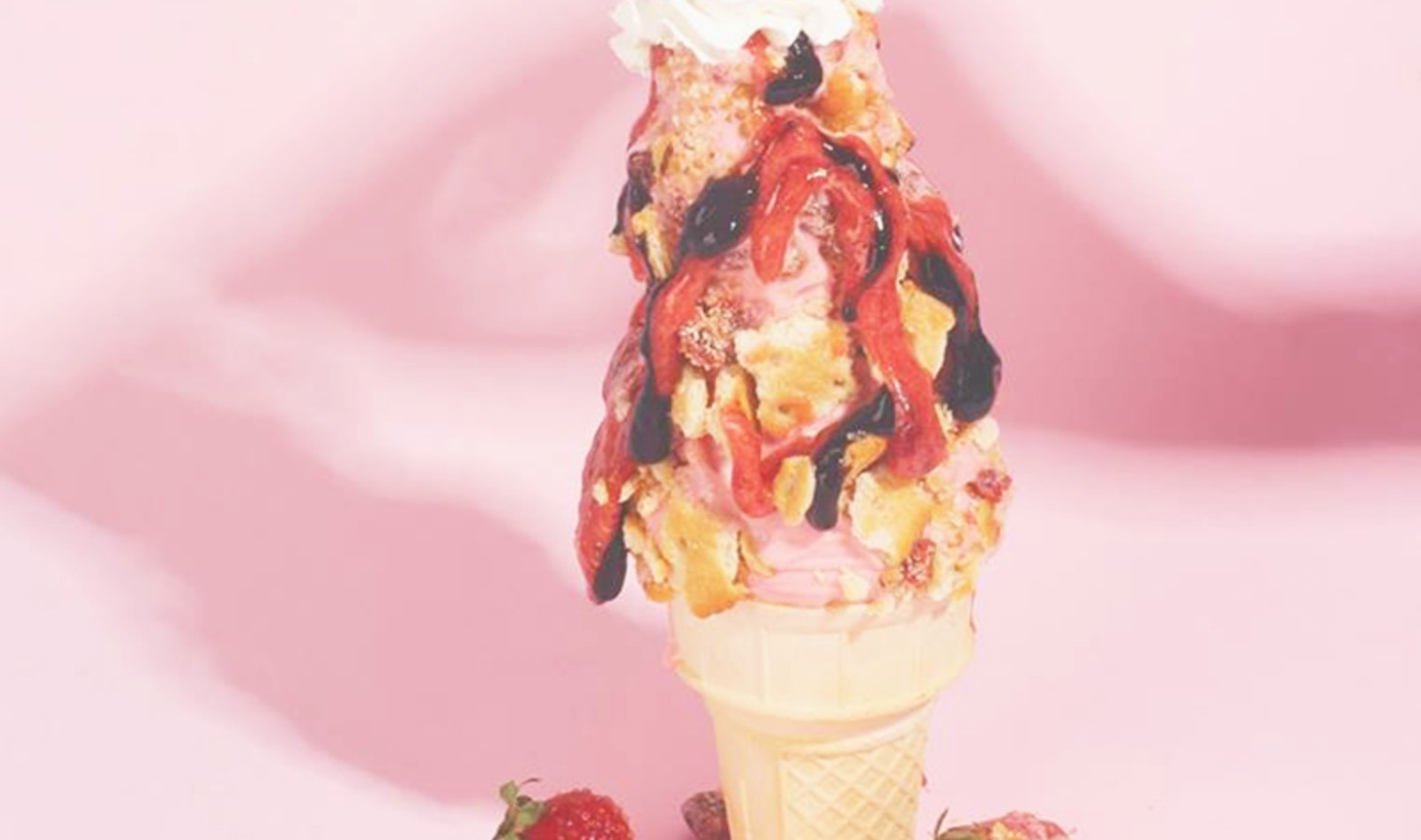 ‘70s Retro Ice Cream Bar Opens in “Vegandale”&nbsp;