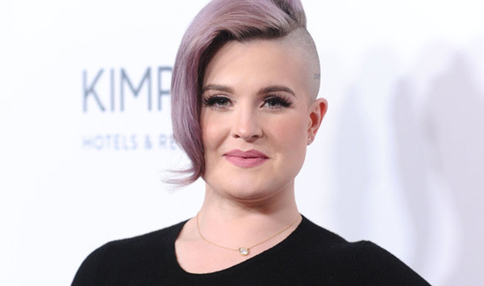Veganism Helps Kelly Osbourne Overcome Emotional Eating