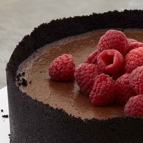 VegNews.ChocolateCheesecake.Featured