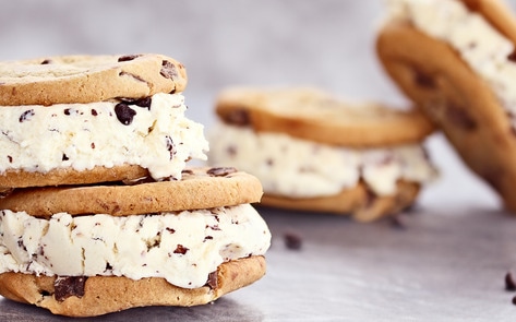 VegNews.IceCreamSandwich