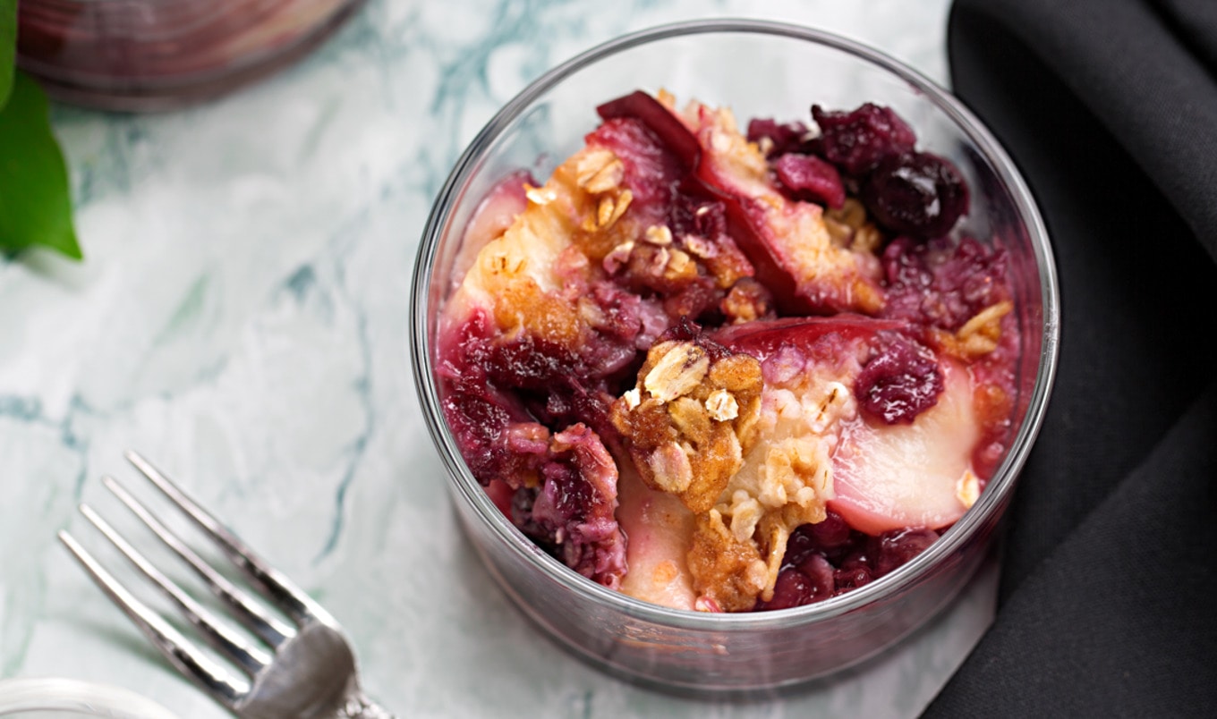 Vegan Peach & Blueberry Tumble