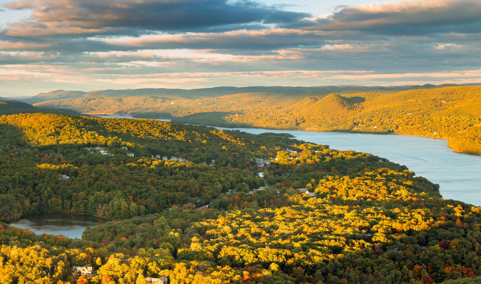 A Vegan Fall-Lover's Guide to the Hudson Valley