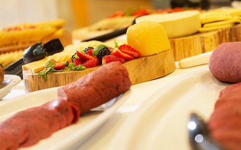 Texas University Debuts Vegan Meat and Cheese Charcuterie