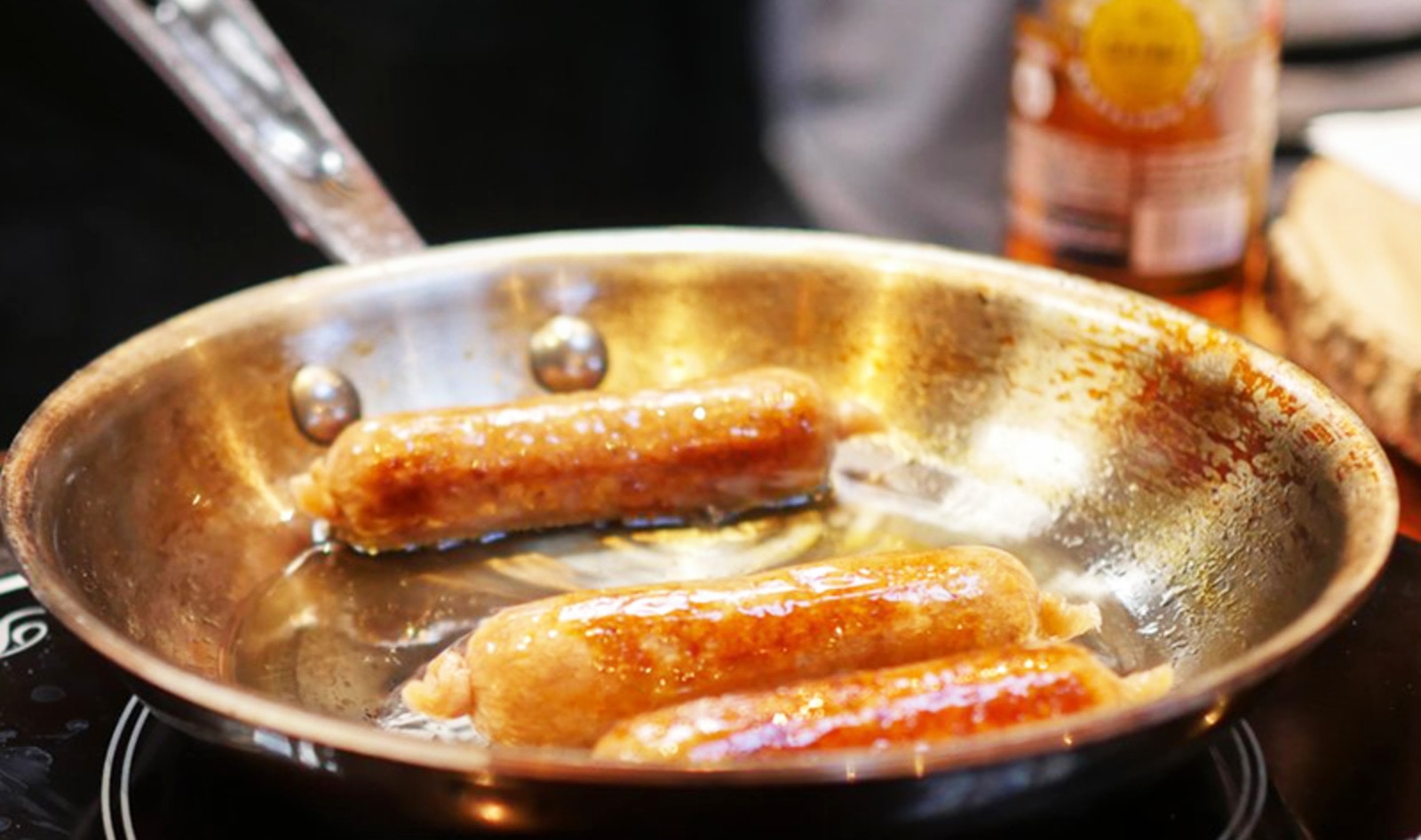 Two-Month-Old Startup Previews “Farm-Free” Pork Sausage