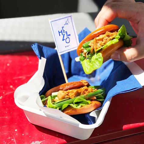 Vegan Crab Sliders Pop Up in Singapore’s Historic Chinatown