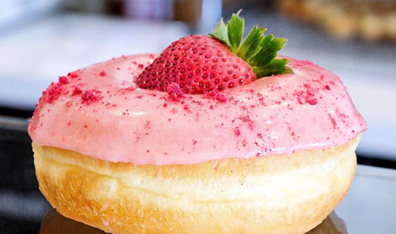 Vegan Doughnut Shop Takes Over Bridal Store in Downtown LA