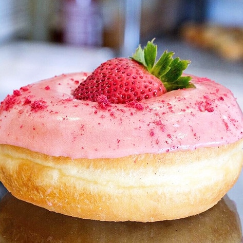 Vegan Doughnut Shop Takes Over Bridal Store in Downtown LA