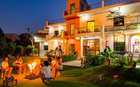 India’s Largest Hostel Chain Launches Vegan Menu in Agra