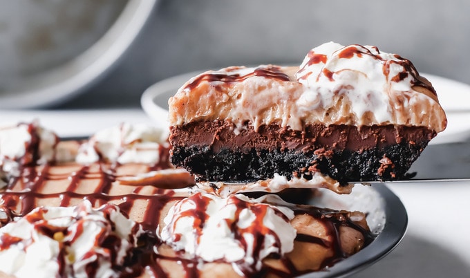 VegNews.ChocolateAlmondButterPuddingPie