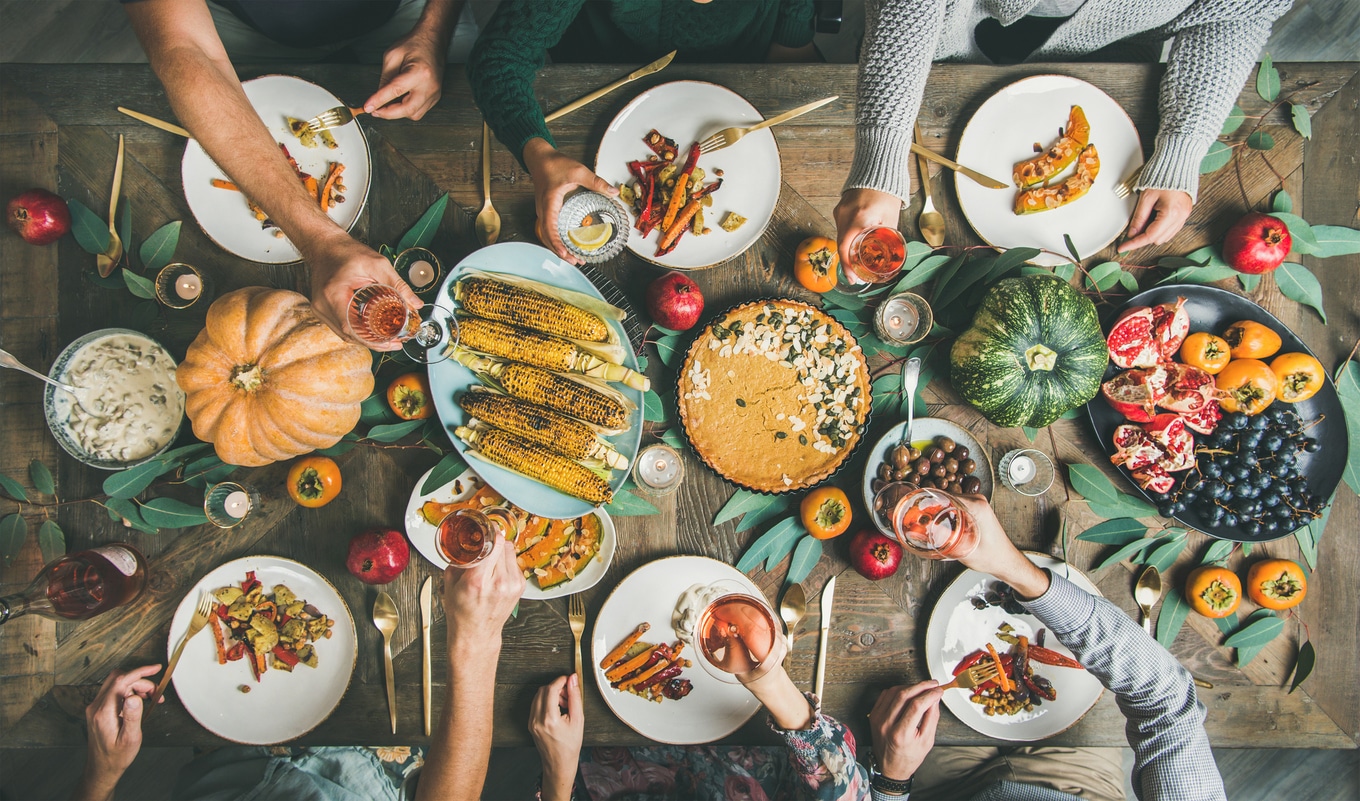 VegNews.ThanksgivingDinner