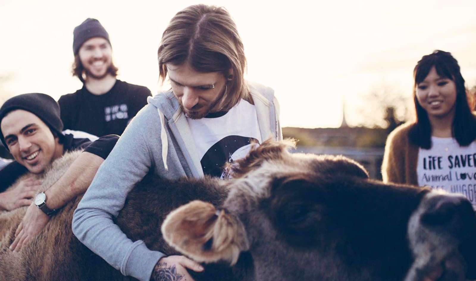 UK’s First Vegan Social Center Opens in Sheffield