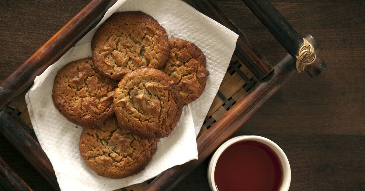 Vegan Soft Peanut Butter Cookies | VegNews