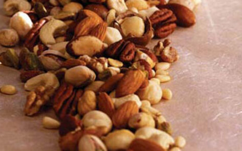 Diets Rich in Nuts and Olive Oil Lower Stroke Risk