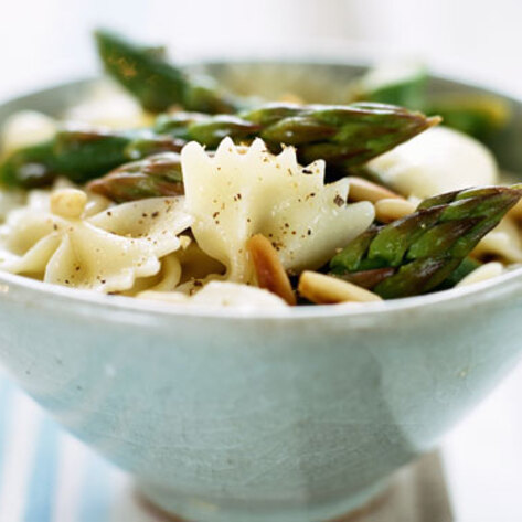 Quick Vegan Asparagus Pasta