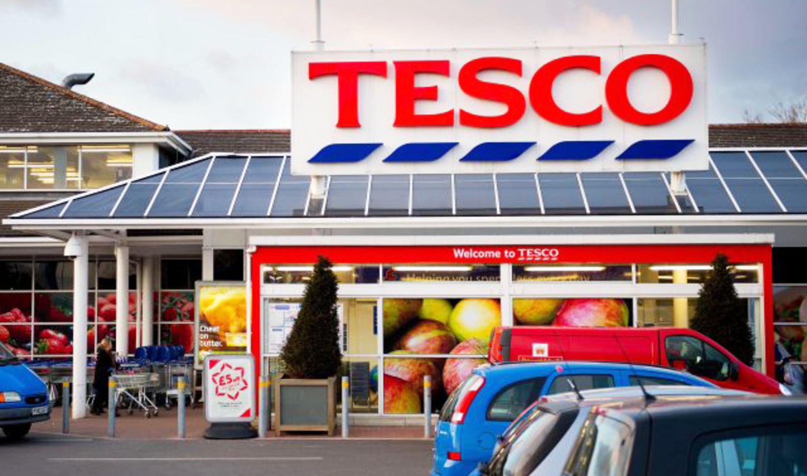 Tesco to Close its Meat, Deli, and Fish Counters