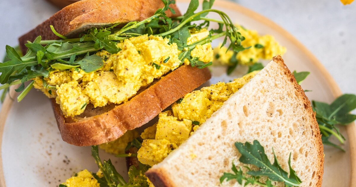 Easy, Creamy Tofu Egg Salad | VegNews