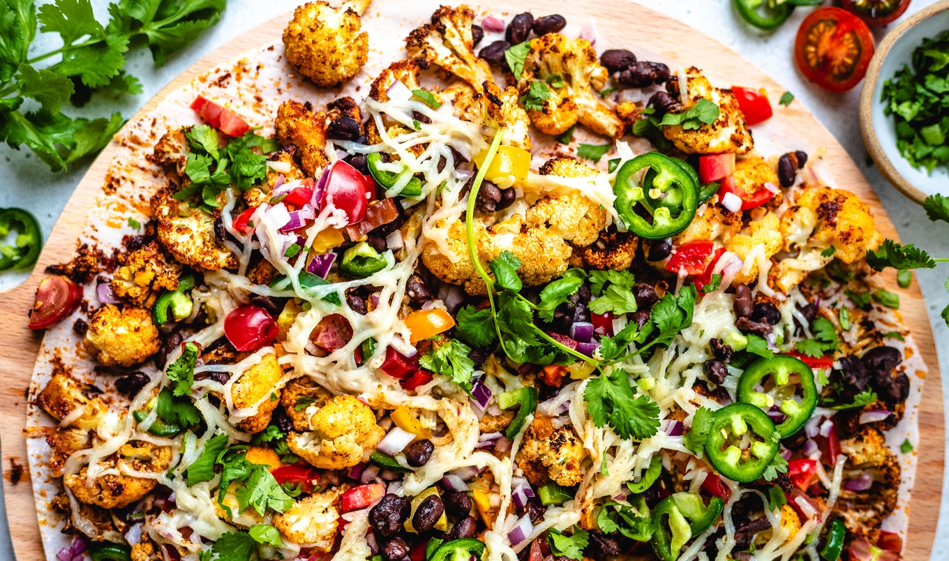 Loaded Spicy Cauliflower Nachos