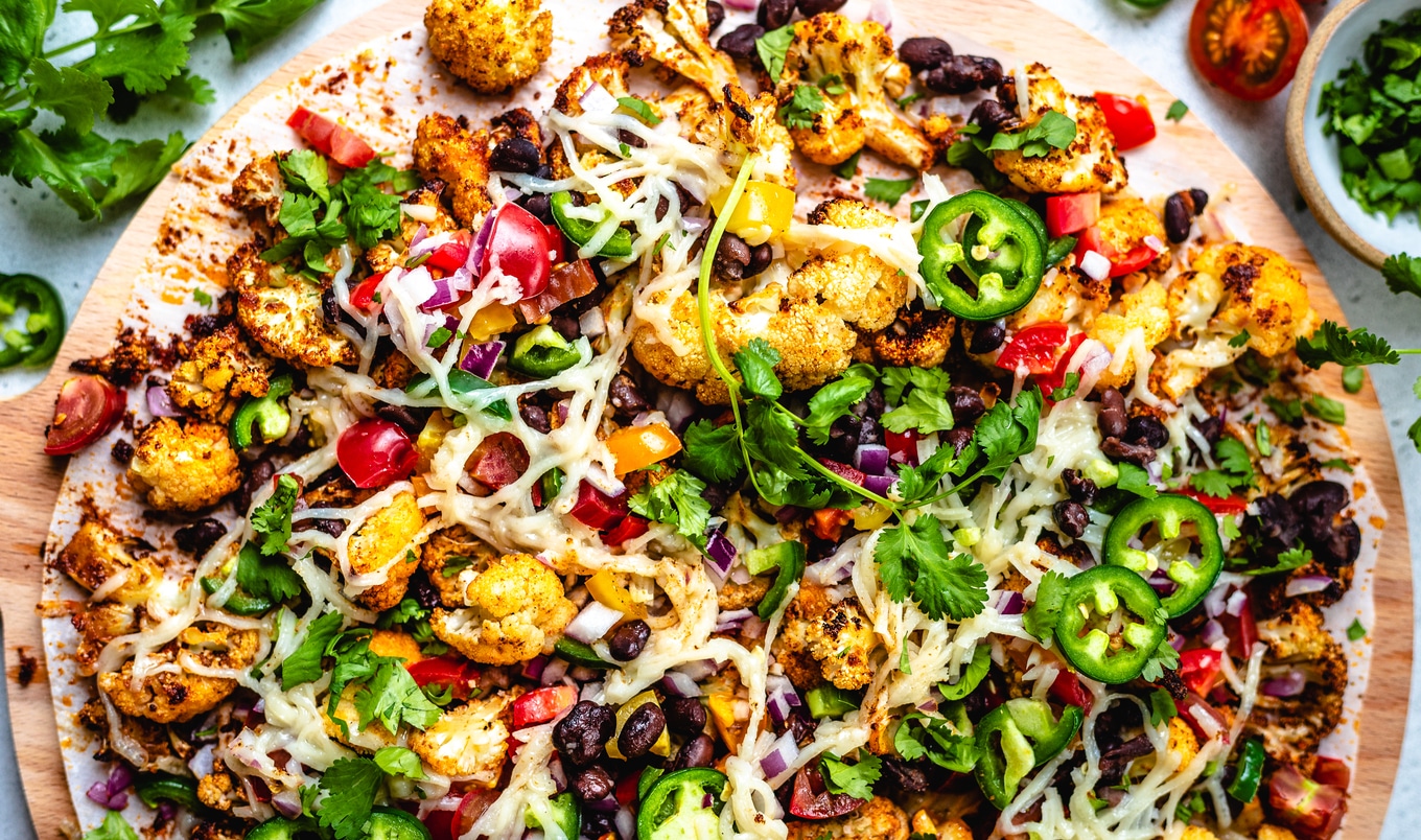 Loaded Vegan Spicy Cauliflower Nachos