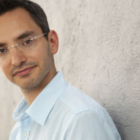 <i>Last Comic Standing</i>'s Myq Kaplan Jokes with VN