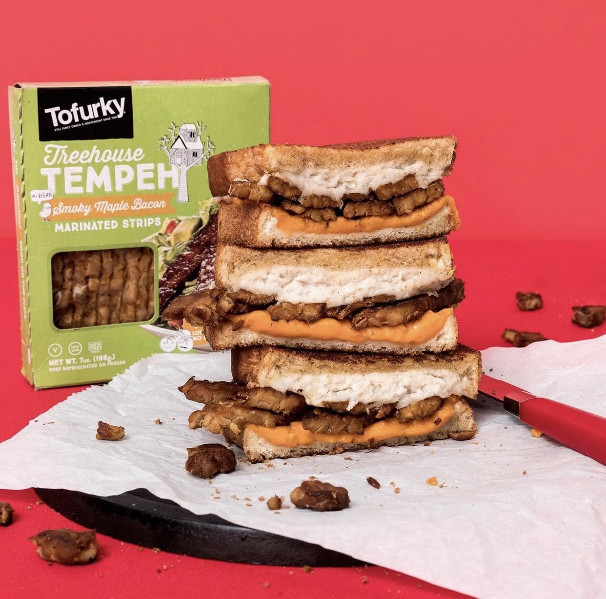 VegNews.TofurkyTempeh