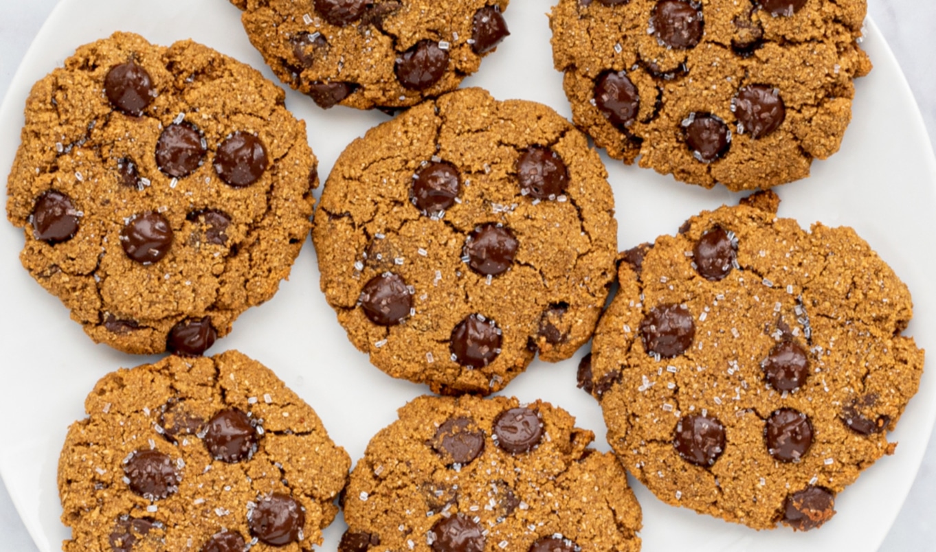 Vegan Pumpkin Spice Chocolate Chip Cookies