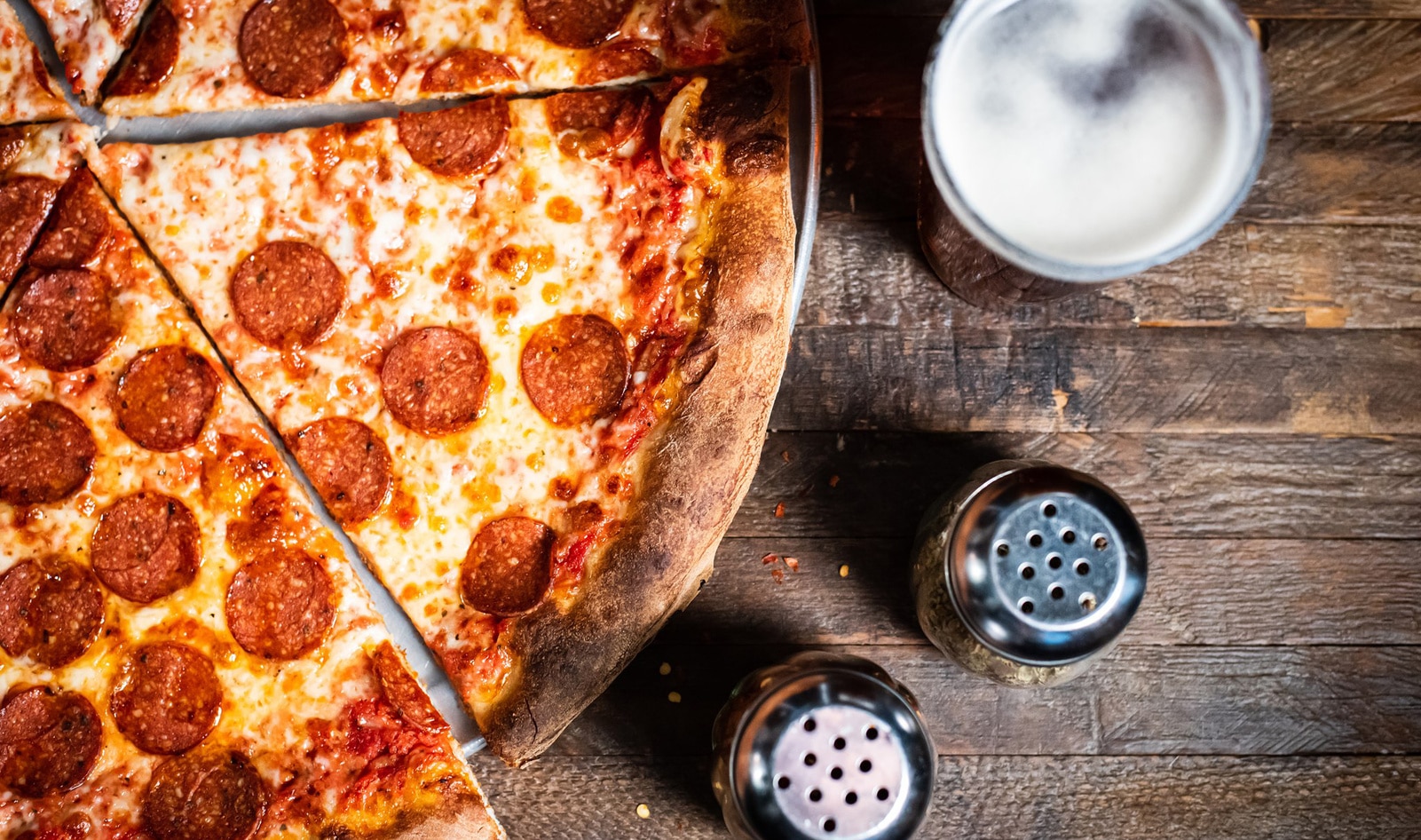 Best Pizza Chain Canada: Tasting the Nation's Top Slices!