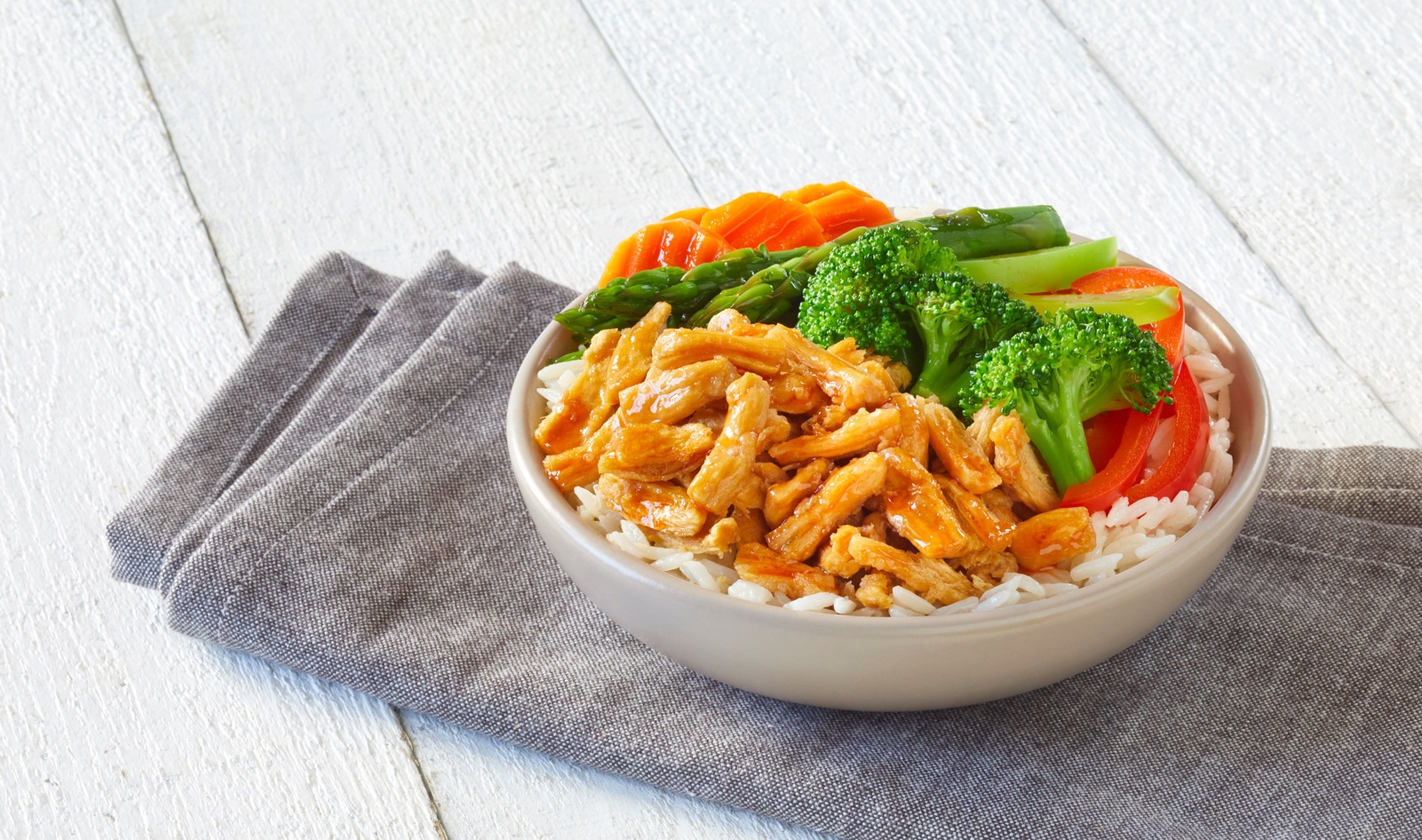 This New Vegan Chicken Is Made by a Group of Flexitarians to Help Omnivores Ditch Meat