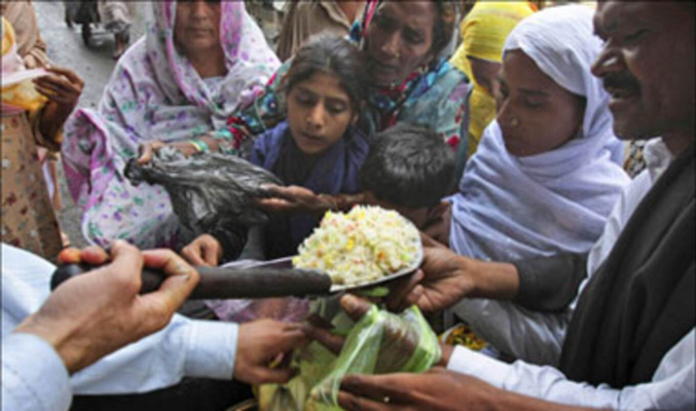 Vegan Meals for Flood Victims