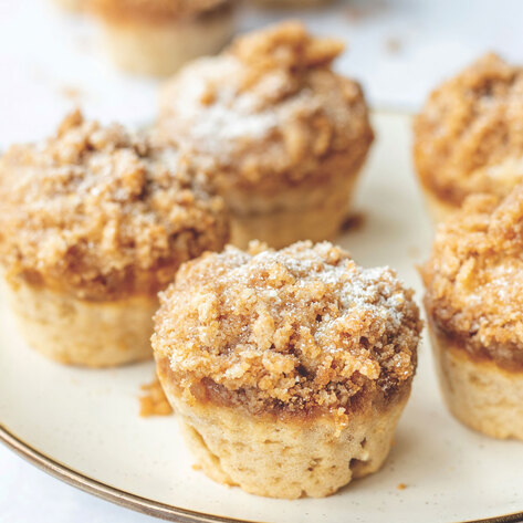 Buttery Vegan Cinnamon Streusel Muffins