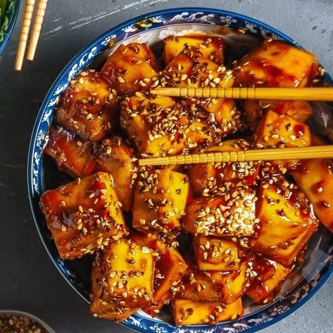Vegan Sticky Orange Sesame Tofu