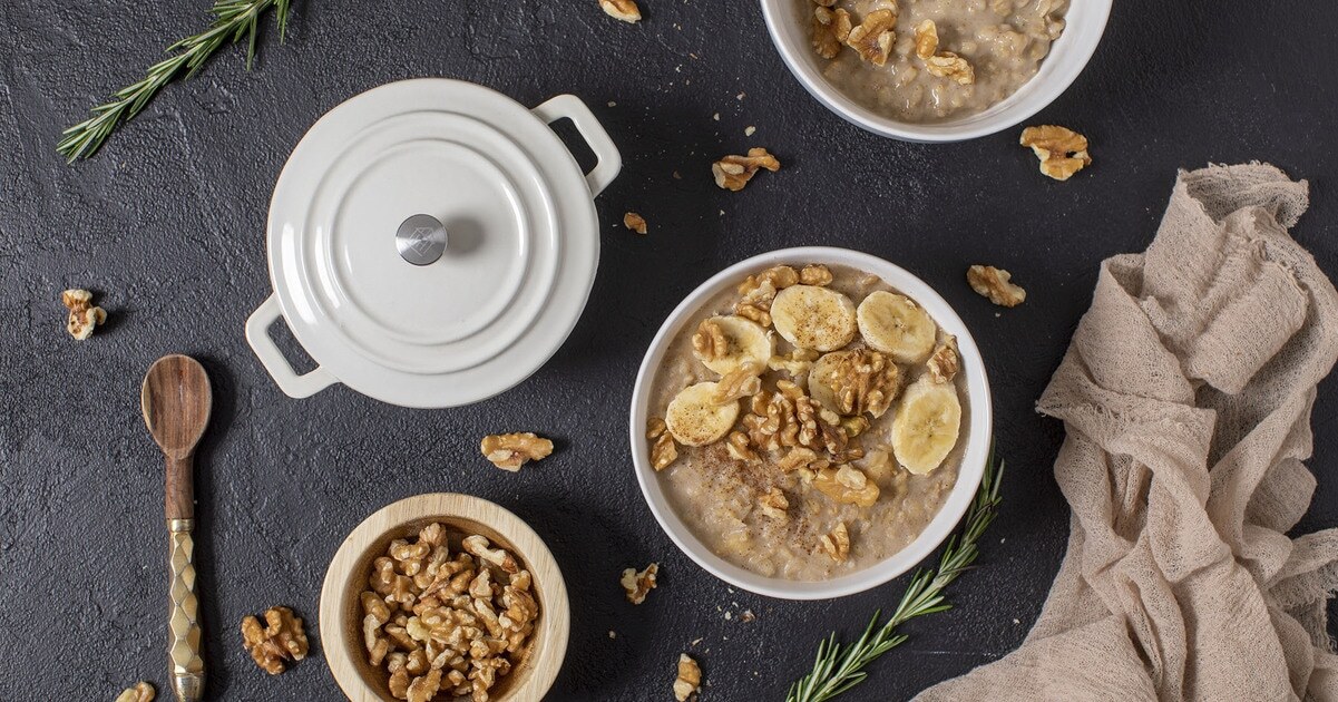 Jamaican-Inspired Banana Oatmeal Porridge | VegNews