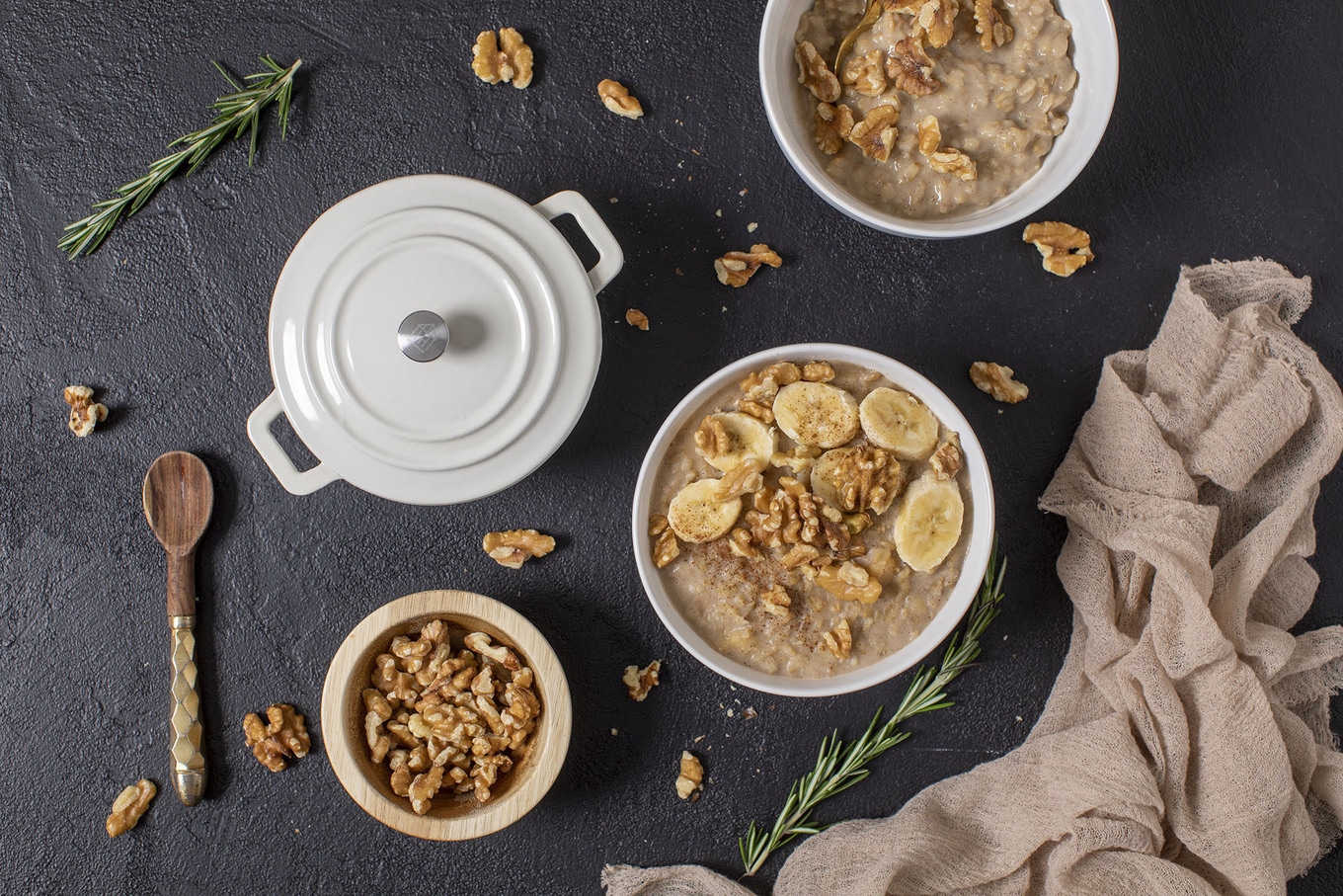 VegNews.Jamaican-inspiredBananaOatmealPorridge