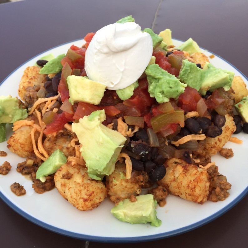 VegNews.VeganMosTaterTotChos