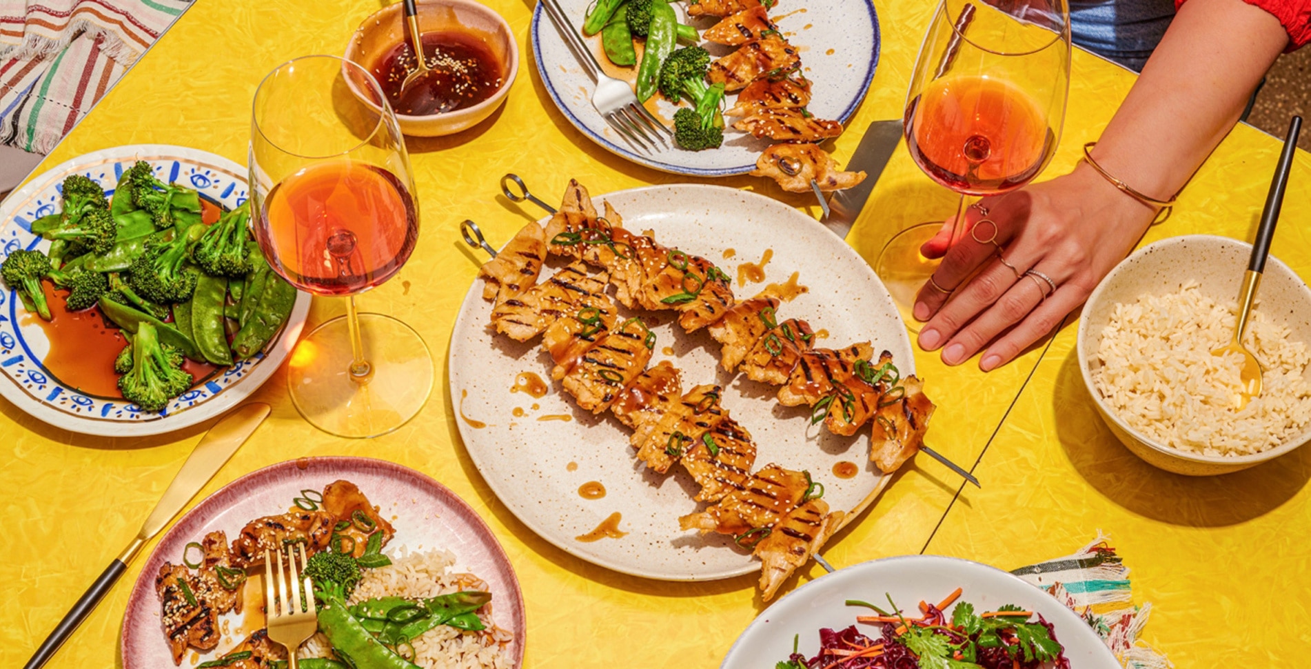 No, Chicken Isn't Healthy. Here's Why You Should Be Eating Vegan Chicken Instead.&nbsp;(Plus Our Favorite Plant-Based Brands!)